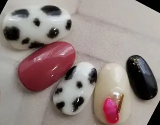 ネイル ゲン レイカのネイルデザイン