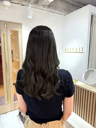 セミロング attrait【アトレ】🌱梅田店所属・AYANA🫧酸性 縮毛/艶髪TR🫧のヘアスタイル