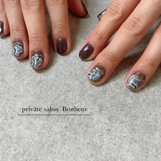 ネイル BONHEUR Annaのネイルデザイン