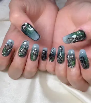 ネイル マツエク・マツパ アイブロウ Nail&eye Belire 新宿のネイルデザイン