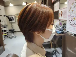 ショート カラー OFF-KAi!! 秋葉原店所属・伊藤 史哉のヘアスタイル