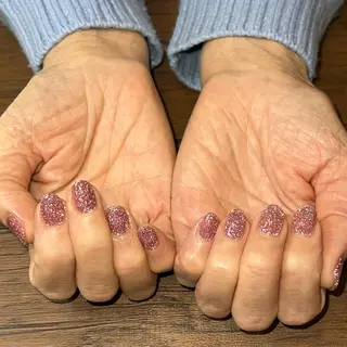 ネイル HENRIETTA NAILSALONのネイルデザイン