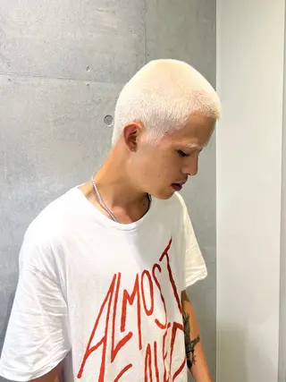 カラー メンズ ハイトーン/ピンク カラー/めい🎀のヘアスタイル