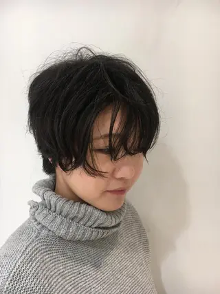 ショート パーマ 江原 彩華のヘアスタイル