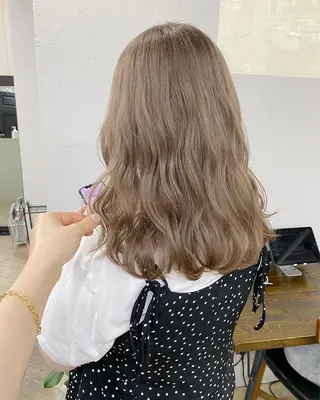 セミロング 榎園 由美のヘアスタイル