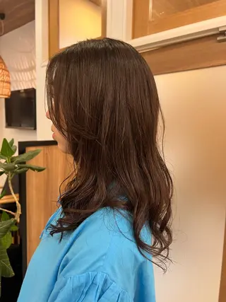 セミロング 村中 逸紀のヘアスタイル