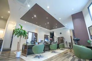 村上 遥香 店長スタイリストのヘアスタイル