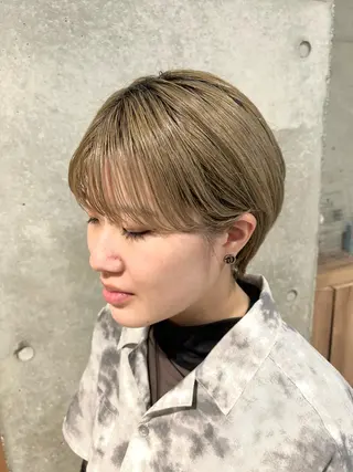 ショート EyeLash Salon Froh所属・カワサキ ハルナのマツエク・マツパデザイン