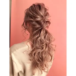 ヘアアレンジ 田井中 悠紀のヘアスタイル