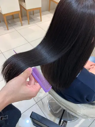 ロング 縮毛矯正、髪質改善／ 松田 龍之介のヘアスタイル