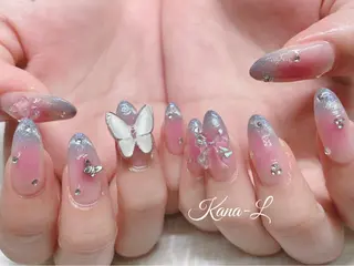 ネイル 芦辺 香奈のネイルデザイン