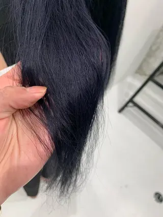 ロング カラー TAKUMI .のヘアスタイル