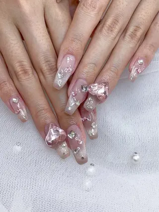 ネイル 五十嵐 美智のネイルデザイン