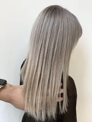 ロング カラー パーマ 公式 Ease by amble luxeのヘアスタイル