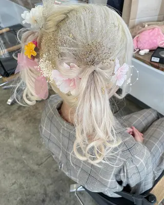 ヘアアレンジ ハイトーン/レイヤー /ケアブリーチ石川治のヘアスタイル