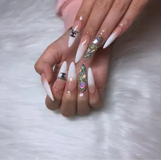 ネイル 𝑗𝑢𝑛𝑛𝑎 𝑛𝑎𝑖𝑙のネイルデザイン