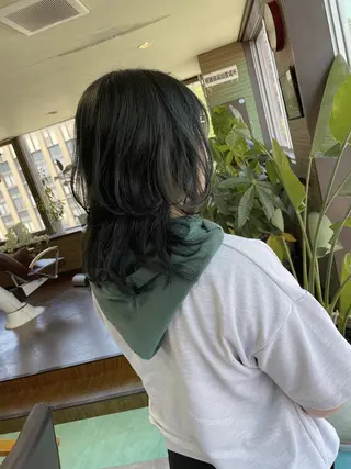 セミロング カラー 土居 正季のヘアスタイル