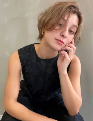 ショート ハイトーン/カット Kazuhaのヘアスタイル