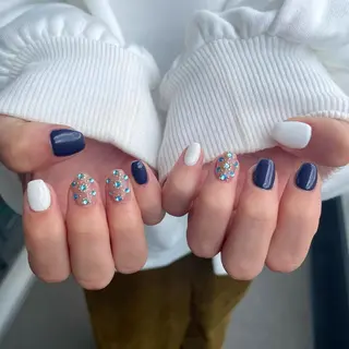 ネイル Sii nail 🤍SAKIのネイルデザイン