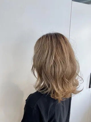 ミディアム カラー Kazu .Kのヘアスタイル