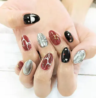 ネイル リラネイル Aikenのネイルデザイン