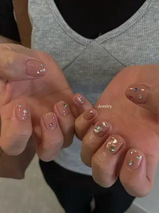 ネイル Me d'eau所属・Me d'eau Rinaのネイルデザイン