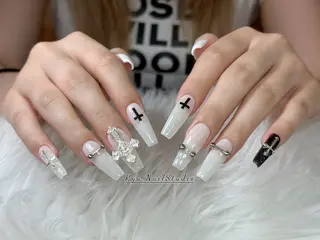 ネイル Ryu Nail Studio所属・Ryu Nail 新大久保のネイルデザイン