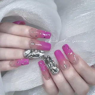 ネイル Nail salon Lycoris キキのネイルデザイン