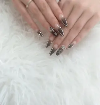 ネイル ESPOIR Ｎのネイルデザイン