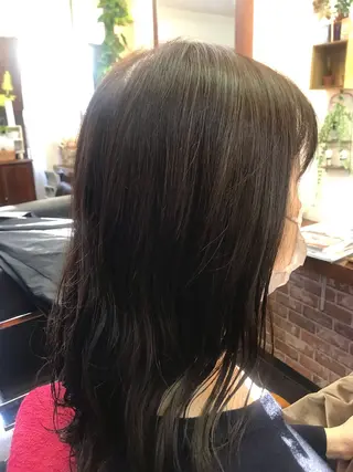 セミロング パーマ 桧山 真のヘアスタイル