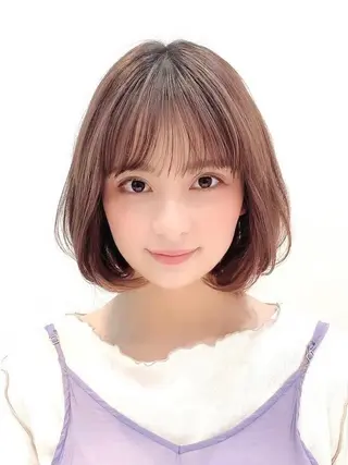 セミロング カラー パーマ ヘアアレンジ JYUNESU所属・韓国・韓国ヘア 髪質改善のヘアスタイル