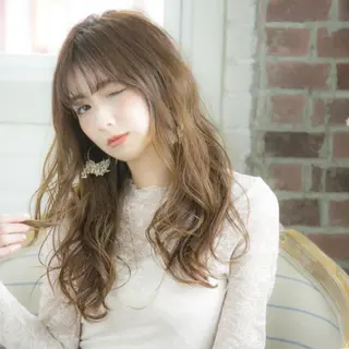 セミロング 山本翔一郎 韓国顔周りレイヤーのヘアスタイル