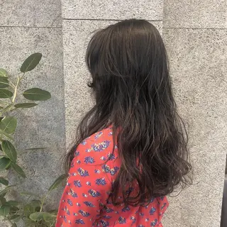 ロング パーマ カトウ ユウカのヘアスタイル