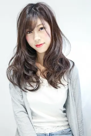 カラー セミロング ブリーチ/ヘアケア/ 艶髪/イギチハルのヘアスタイル