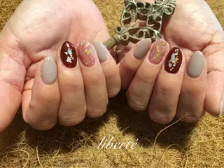 ネイル liberté (リベルテ)のネイルデザイン