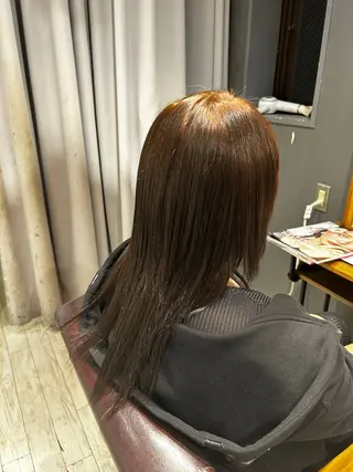 セミロング 渡部 まひろのヘアスタイル