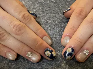 ネイル 徳山 里美のネイルデザイン