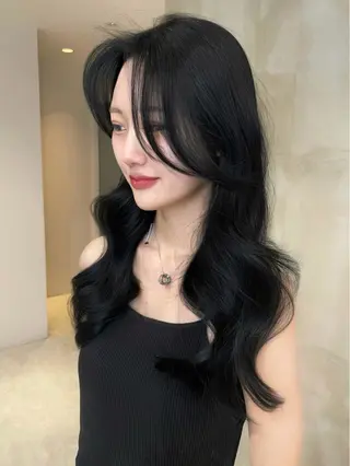 セミロング カラー 艶カラー♡クール トレンドヘア♡アユミのヘアスタイル