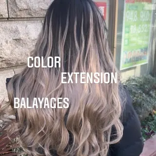 ロング カラー エクステ🩵ブリーチ 韓国ヘア🩵KAEのヘアスタイル