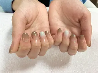 ネイル 手塚 里奈のネイルデザイン