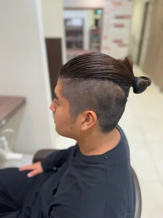 ミディアム メンズ 🕯コバ/レイヤー/ 美髪縮毛🕯のヘアスタイル