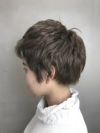 ショート カラー eclair.髪質改善&トリートメント所属・【艶髪、透明感】西村 有司のヘアスタイル