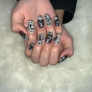 ネイル Nes.nail所属・🌼Nomura Yuko🌷のネイルデザイン