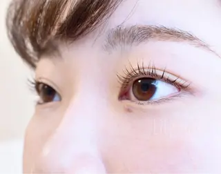 マツエク・マツパ Lily nge   〜リリーアンジュ〜所属・堀 百合香のマツエク・マツパデザイン