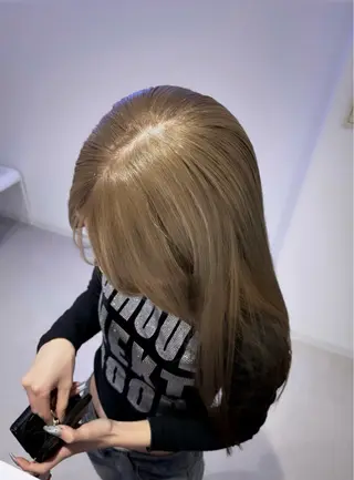 ロング カラー ユラ🪐 /ブリーチのヘアスタイル