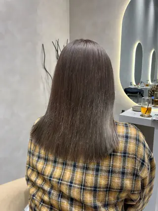 ミディアム DEAN豊橋店所属・🩵シオリ/透明感/ ハイトーン🩵のヘアスタイル