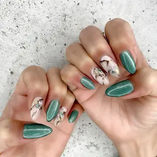 ロング カラー パーマ ヘアアレンジ メンズ キッズ ネイル マツエク・マツパ Salon Ｋのネイルデザイン