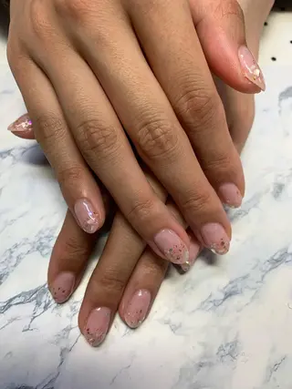 ネイル はな💎ネイル ワンホン、長さ出しのネイルデザイン