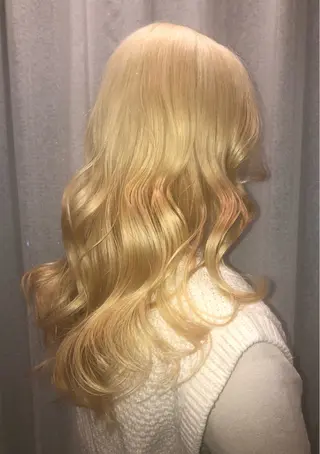 ロング 栗山 瑠花のヘアスタイル