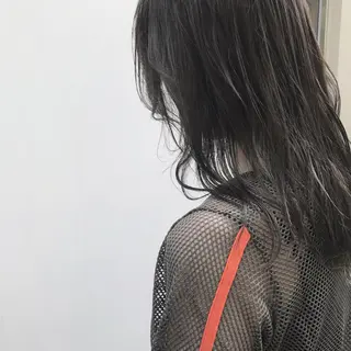セミロング カラー 日々所属・谷 大地のヘアスタイル